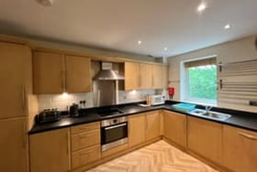 2 bed flat, Cornmill View, West park, Leeds, LS185NG - Image 5