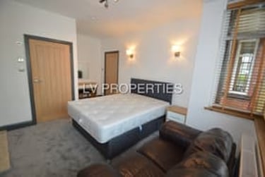 2 bed house, Rokeby Gardens, Headingley, Leeds, LS63JZ - Image 4