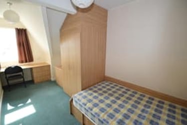 4 bed flat, Estcourt Terrace, Headingley, Leeds, LS63EX - Image 4