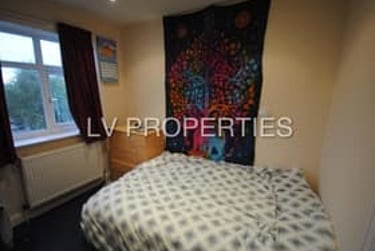 4 bed house, St. Chads View, Headingley, Leeds, LS63PE - Image 4
