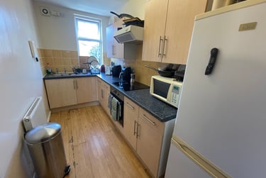 4 bed flat, Winston Gardens, Headingley, Leeds, LS63LA - Image 5