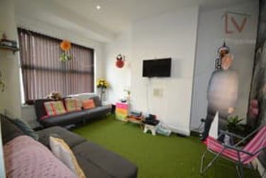 7 bed house, Hartley Avenue, Woodhouse, Leeds, LS62LW - Image 4