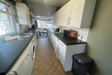 5 bed house, Dennistead Crescent, Headingley, Leeds, LS63PU - Image 4