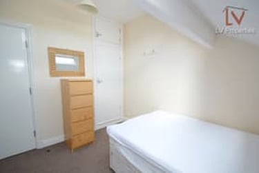 5 bed flat, Cardigan Road, Hyde Park, Leeds, LS61LU - Image 5