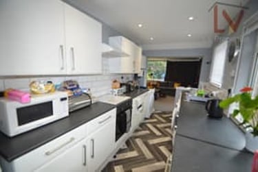 5 bed house, Dennistead Crescent, Headingley, Leeds, LS63PU - Image 6