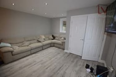 8 bed house, Midland Road, Hyde Park, Leeds, LS61BQ - Image 1