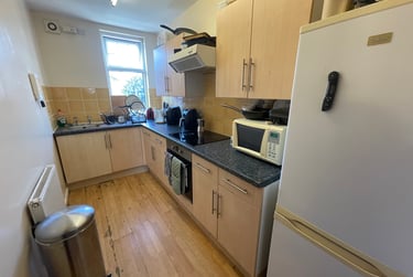 4 bed flat, Winston Gardens, Headingley, Leeds, LS63LA - Image 6