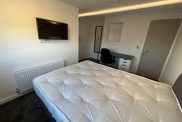 4 bed house, Burchett Terrace, Woodhouse, Leeds, LS62LR - Image 6