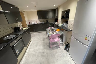 7 bed house, Headingley Avenue, Headingley, Leeds, LS63ER - Image 5