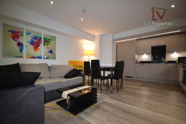 2 bed house, Hartley Avenue, Woodhouse, Leeds, LS62LP - Image 6