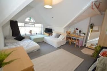 4 bed flat, Cardigan Road, Headingley, Leeds, LS63AG - Image 5