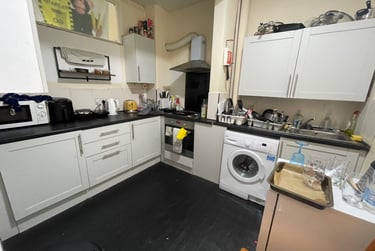 6 bed flat, Regent Park Avenue, Hyde Park, Leeds, LS62AU - Image 7