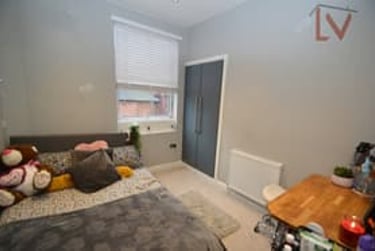 6 bed house, Hartley Crescent, Woodhouse, Leeds, LS62LL - Image 6