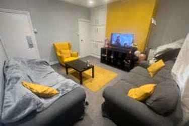 4 bed house, Grimthorpe Terrace, Headingley, Leeds, LS63JS - Image 1