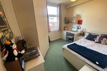 4 bed flat, Winston Gardens, Headingley, Leeds, LS63LA - Image 7