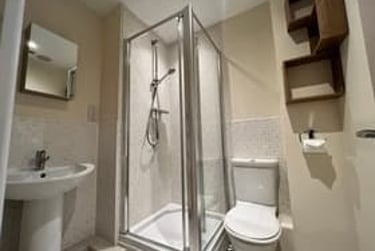 2 bed flat, Cornmill View, West park, Leeds, LS185NG - Image 8