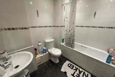 5 bed flat, Kirkstall Lane, Headingley, Leeds, LS63EJ - Image 9