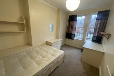 9 bed house, Estcourt Terrace, Headingley, Leeds, LS63EX - Image 8