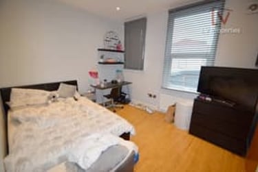 4 bed house, South Parade, Headingley, Leeds, LS63LF - Image 8