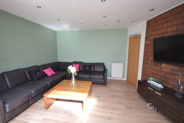 8 bed house, Norwood Road, Hyde Park, Leeds, LS61DZ - Image 9