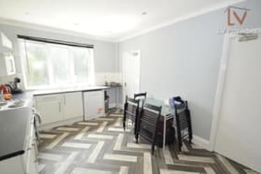 3 bed house, Newport View, Headingley, Leeds, LS63BX - Image 8