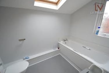 4 bed house, Estcourt Avenue, Headingley, Leeds, LS63ET - Image 8