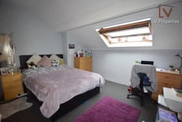3 bed house, Welton Mount, Hyde Park, Leeds, LS61ET - Image 8