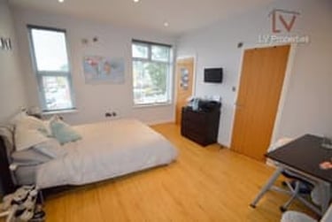 4 bed house, South Parade, Headingley, Leeds, LS63LF - Image 9