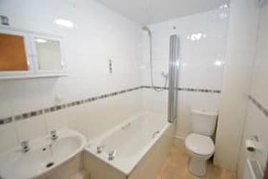3 bed flat, Headingley, Leeds, LS63ER - Image 9
