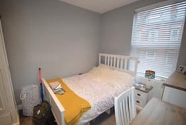 6 bed house, Burchett Terrace, Woodhouse, Leeds, LS62LR - Image 10