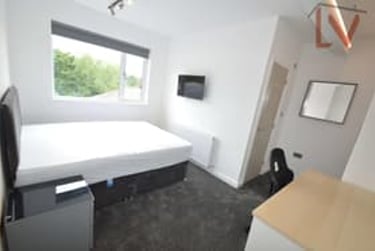 4 bed house, Hartley Avenue, Woodhouse, Leeds, LS62LW - Image 10