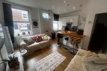 3 bed house, Granby Street, Headingley, Leeds, LS63AZ - Image 1