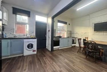 7 bed house, Headingley Avenue, Headingley, Leeds, LS63ER - Image 10