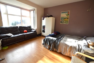 7 bed house, Cardigan Road, Burley, Leeds, LS61LU - Image 1