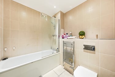 3 bed flat, Epstein Square, Poplar, London, E146FX - Image 6