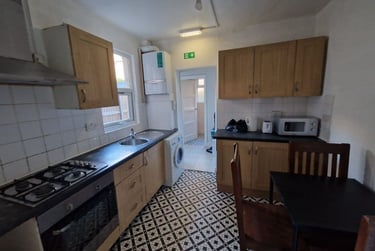 6 bed house, Clinton Road, Harringay, London, N155BH - Image 7
