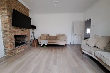 4 bed house, Beech Street, Hornchurch, London, RM77LA - Image 1