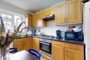 4 bed flat, Grundy Street, Poplar, London, E146DR - Image 5