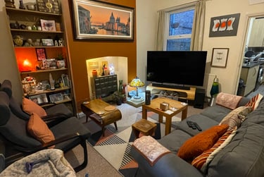 1 bed house, Gray Street, City Centre, York, YO231BN - Image 3