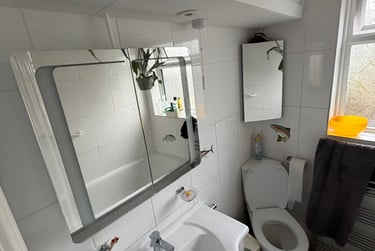 2 bed flat, Ranmoor Gardens, Harrow, London, HA11UQ - Image 5