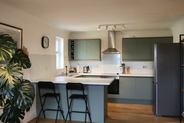 2 bed flat, Hadfield Close, Victoria Park, Manchester, M145LY - Image 2