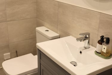 2 bed flat, Hadfield Close, Victoria Park, Manchester, M145LY - Image 3