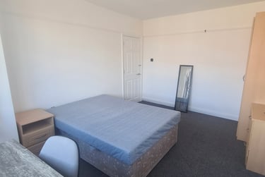 3 bed house, Maple Grove, Grange Garth, York, YO104EJ - Image 10