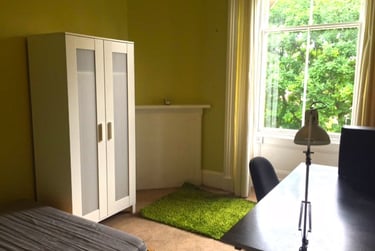 9 bed house, Spence Street, Newington, Edinburgh, EH165AG - Image 1