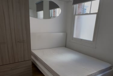 14 bed house, Charleville Road, West Kensington, London, W149JL - Image 1