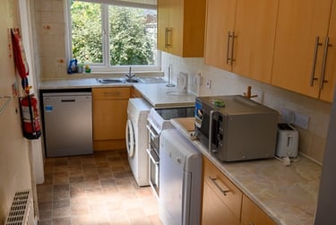 6 bed house, Filton Avenue, Horfield, Bristol, BS70BA - Image 2