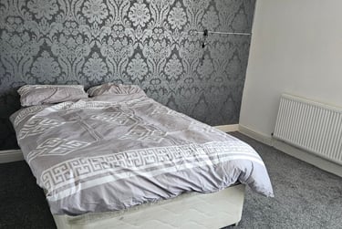 3 bed house, Smart Street, Longsight, Manchester, M124NX - Image 2
