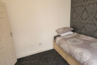 3 bed house, Smart Street, Longsight, Manchester, M124NX - Image 4