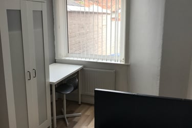 5 bed house, Liverpool Street, Weaste, Salford, M55JX - Image 5