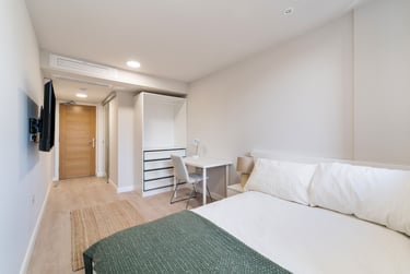 1 bed studio, Bournbrook Road, Selly Park, Birmingham, B297BH - Image 2
